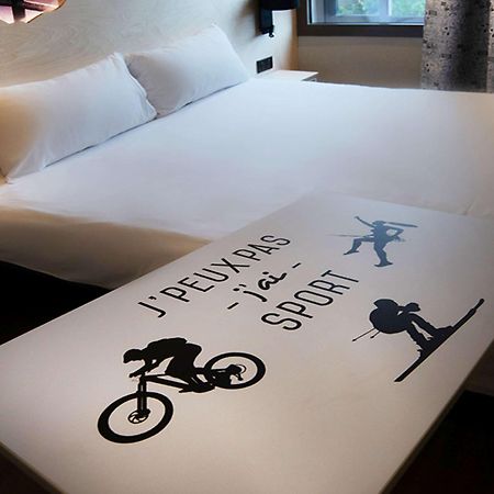 Ibis Styles Clermont-Ferrand Aeroport Hotel Kültér fotó