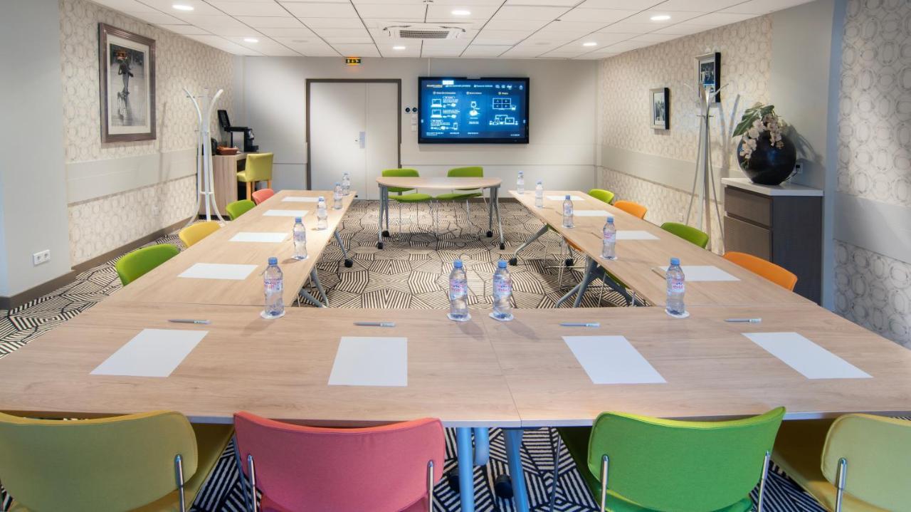 Ibis Styles Clermont-Ferrand Aeroport Hotel Kültér fotó