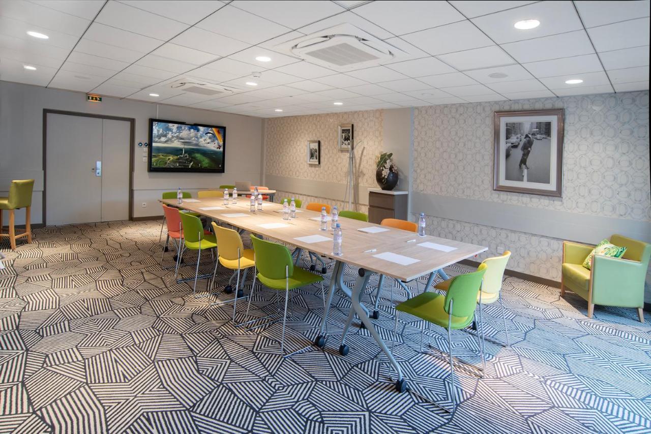 Ibis Styles Clermont-Ferrand Aeroport Hotel Kültér fotó