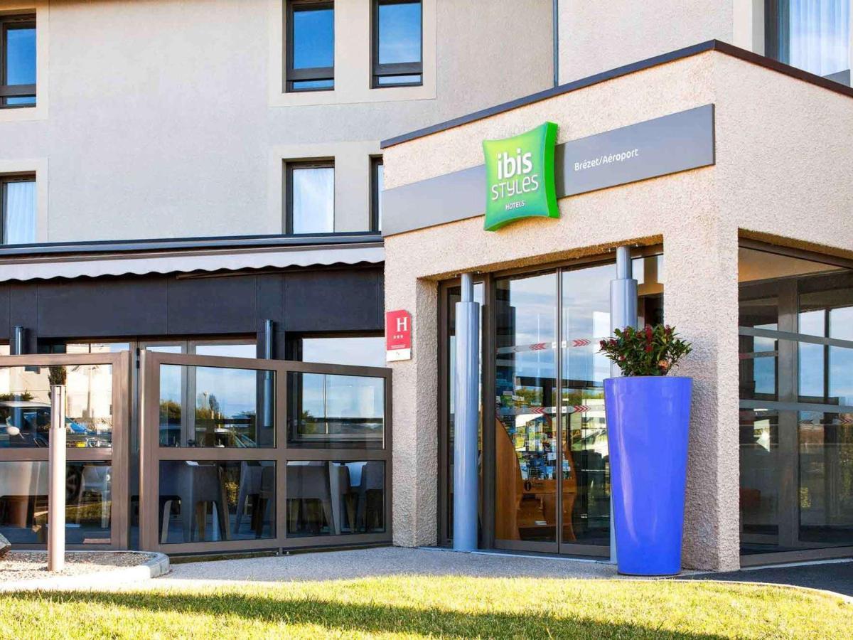 Ibis Styles Clermont-Ferrand Aeroport Hotel Kültér fotó